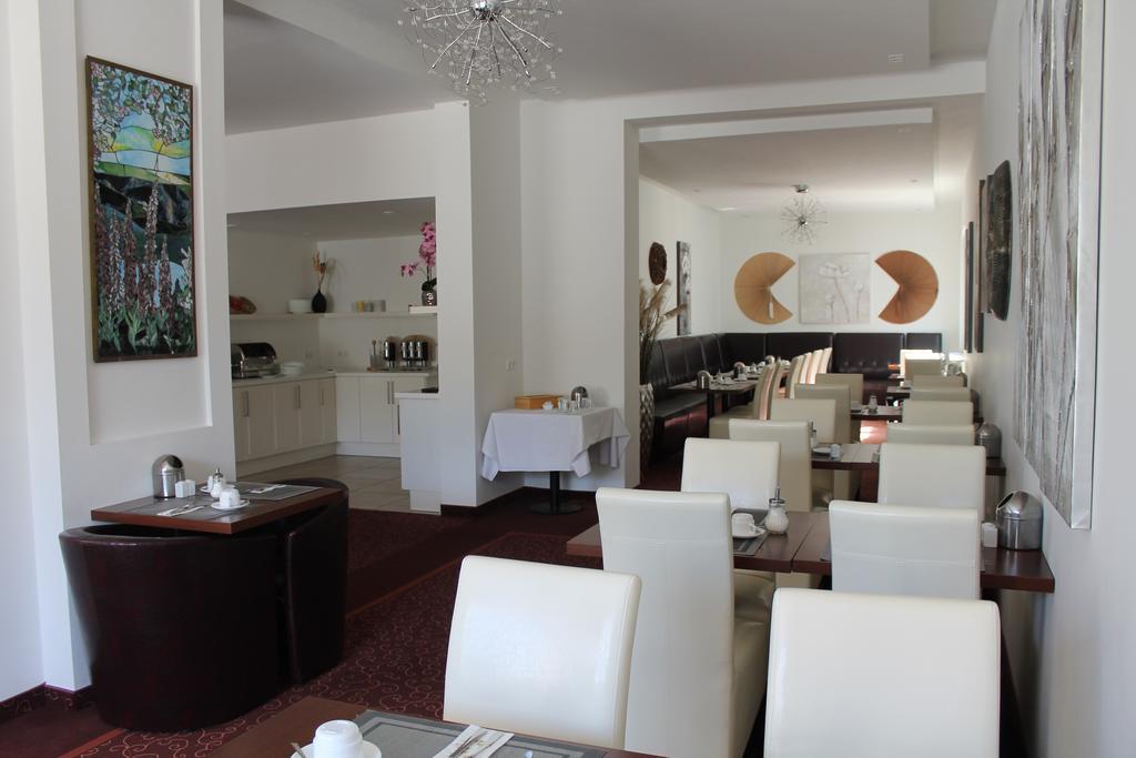 Wiking Hotel Henstedt-Ulzburg Esterno foto