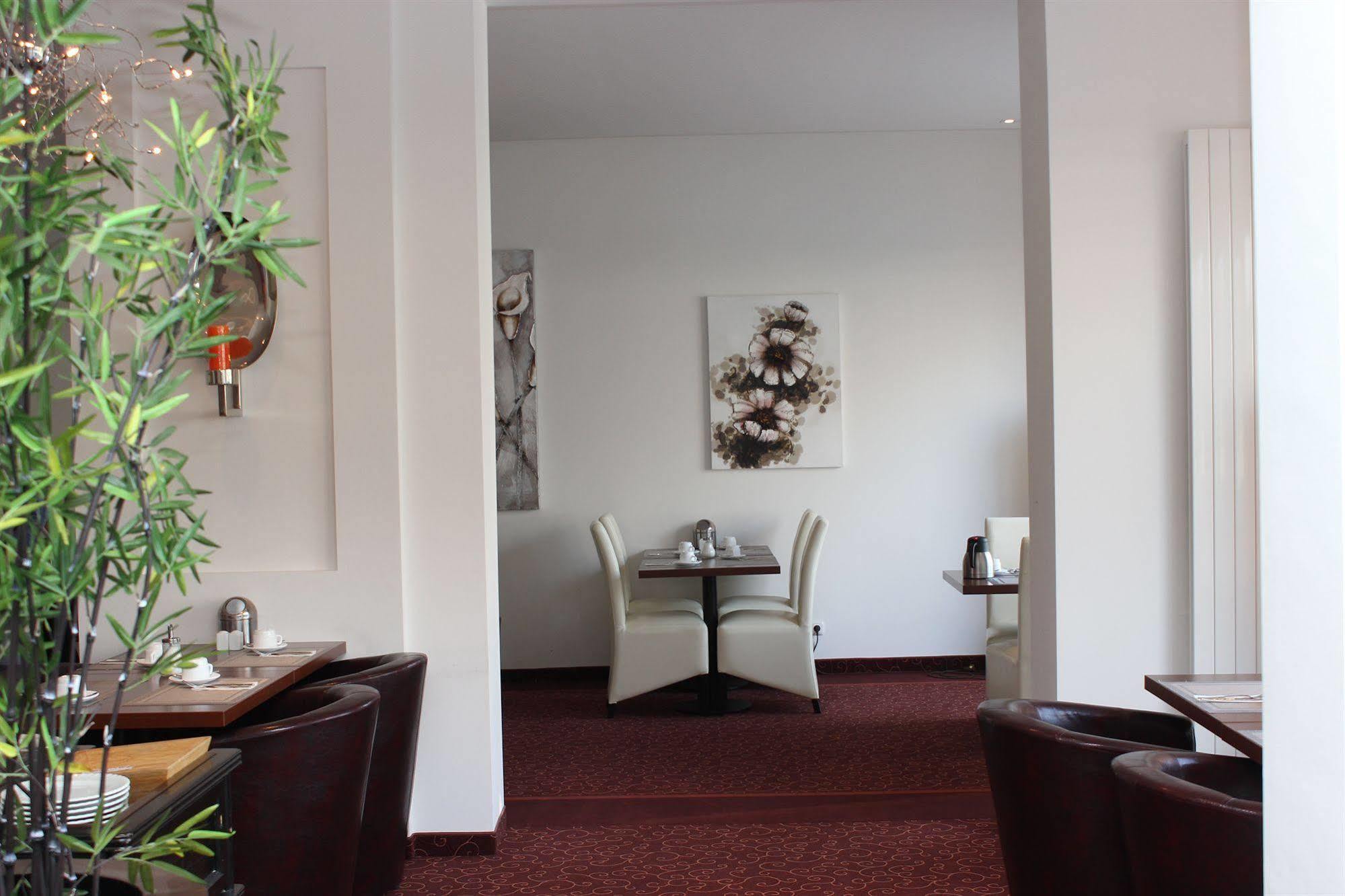 Wiking Hotel Henstedt-Ulzburg Esterno foto