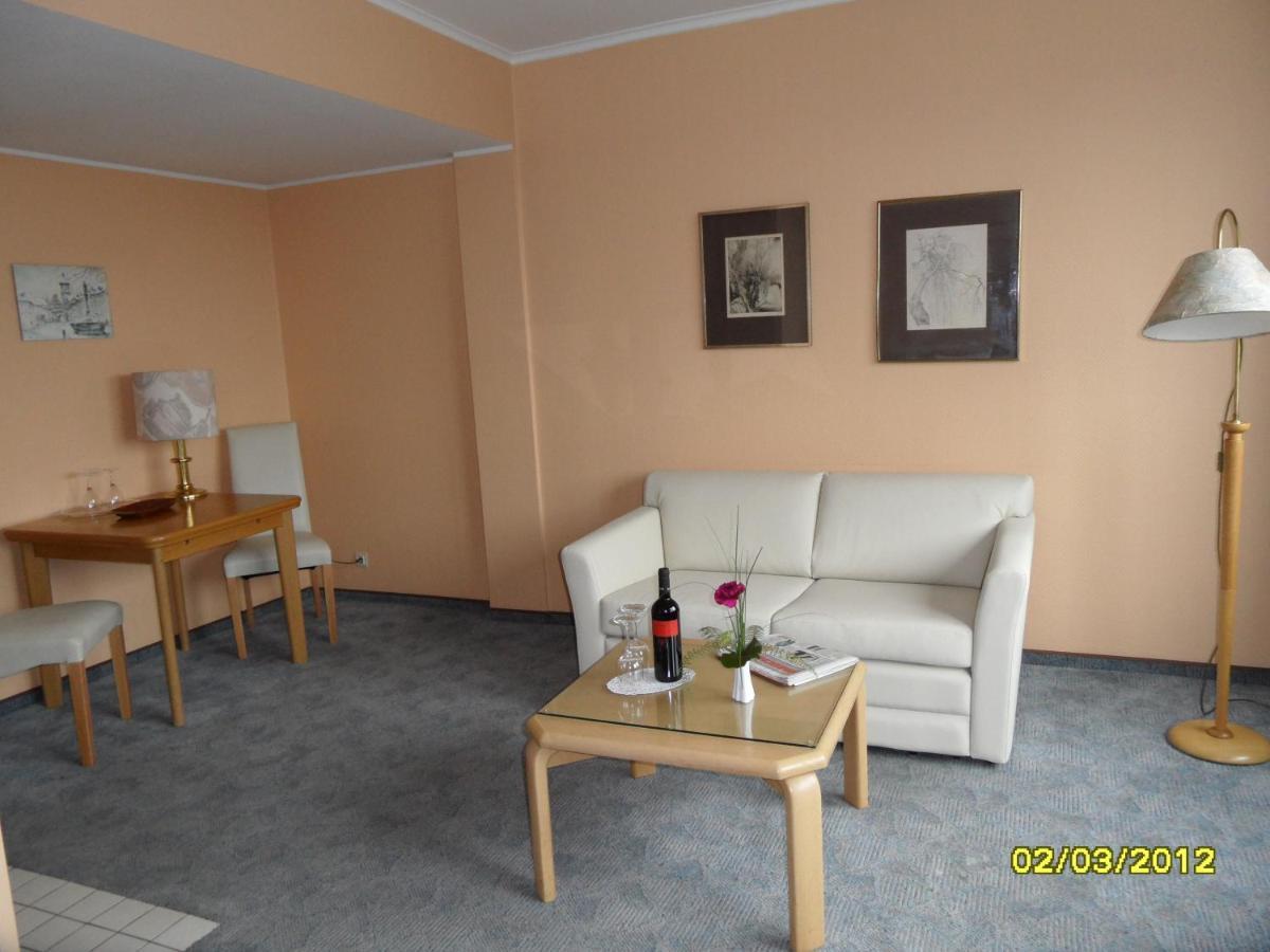 Wiking Hotel Henstedt-Ulzburg Esterno foto